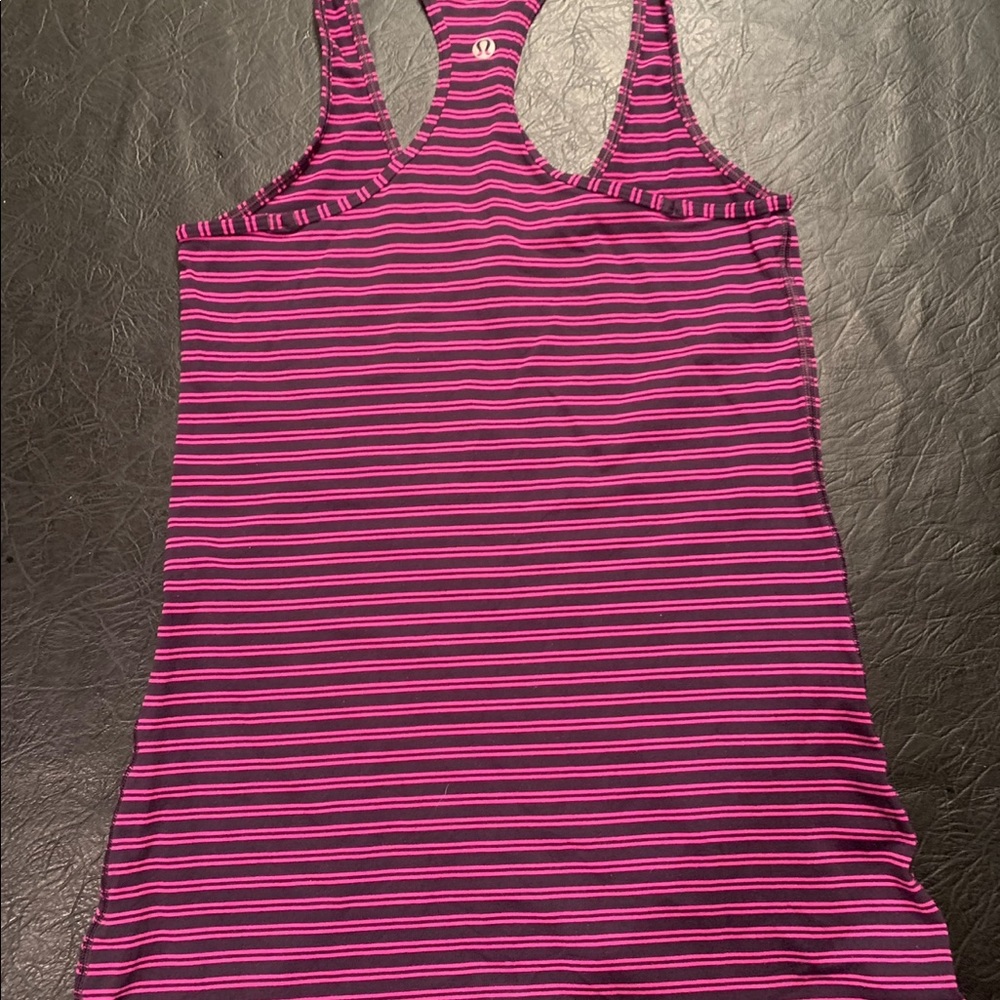 Lululemon tank
